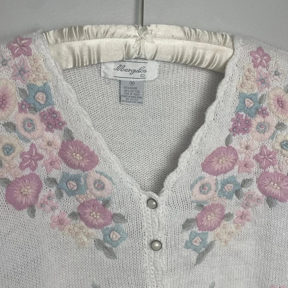 90's‎ Embroidered Floral Knit Cardigan Womens Medium Puff Sleeve Cottagecore - Picture 2 of 8